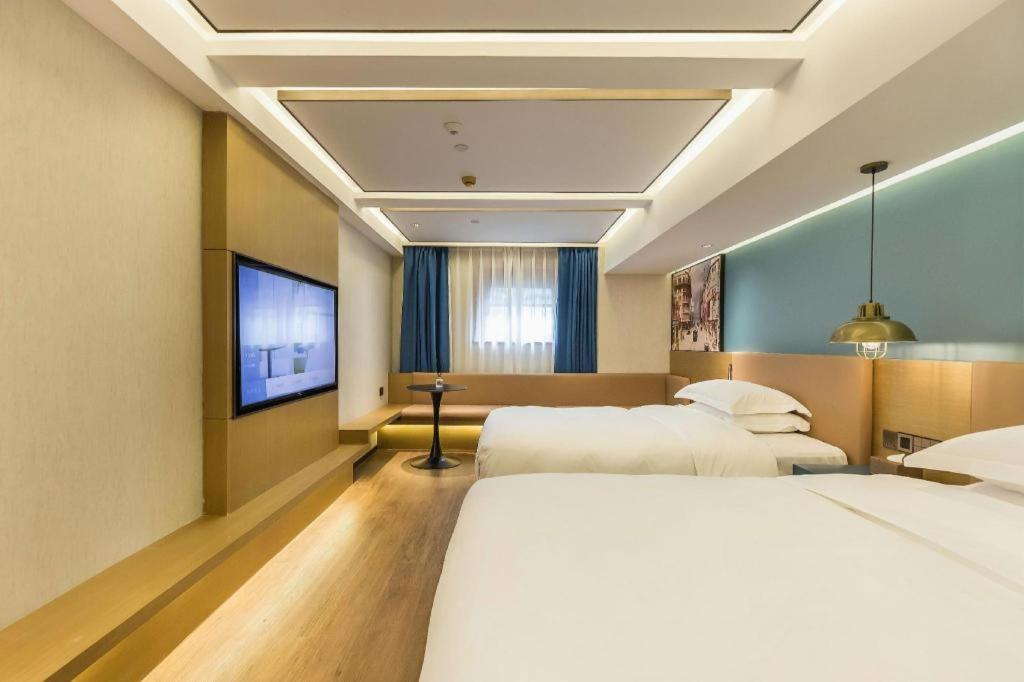 Jinglai Hotel 3*