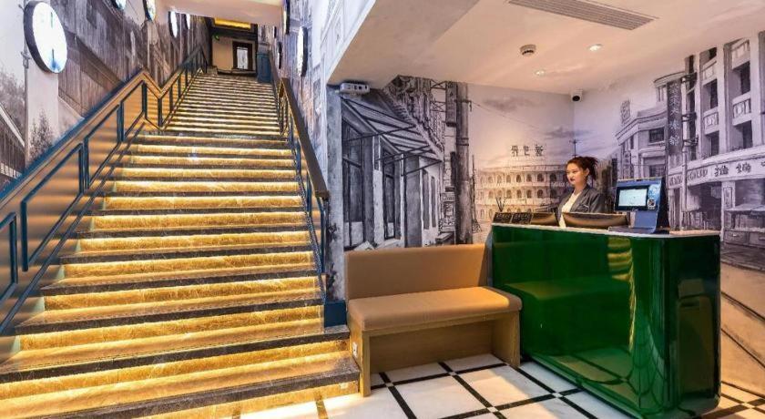 Hotel Jinglai 3*